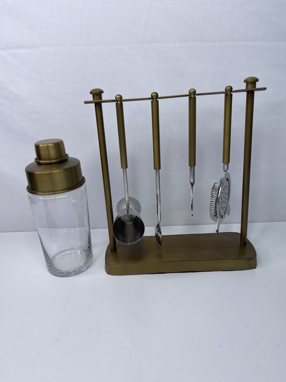 Pottery Barn Bleecker 5 Piece Bar Set Stand Gold Brass Glass Shaker Jigger Spoon